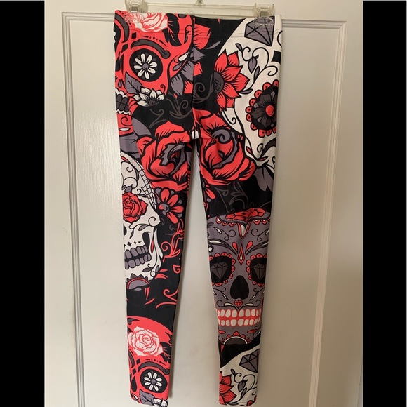 Gearbunch skull leggings NWOT - Picture 4 of 7
